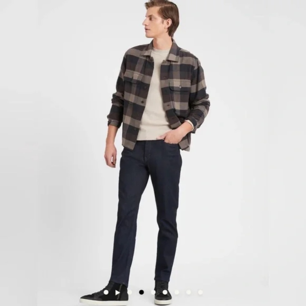 Banana Republic Traveler Athletic Tapered Fit Jeans Dark Wash Men’s Size 32 x 34